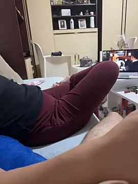 jessieandjames29 online show from 07/10/26, 06:41