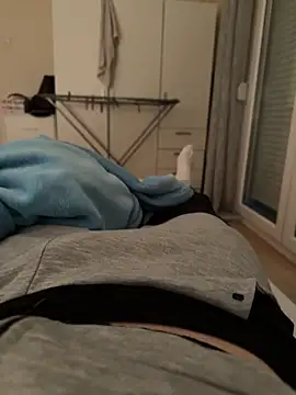 Snapshot of jessieandjames29 chatting on 02/26/25, 04:38 jessieandjames29 online show from 02/26/25, 04:38