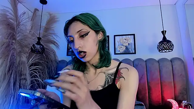 Im gaia online show from 12/15/25, 12:11