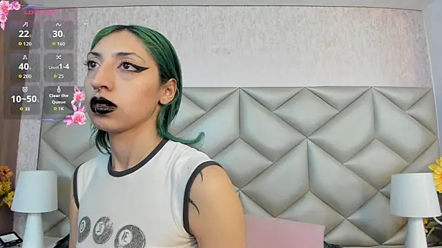 Im gaia online show from 12/03/25, 12:15