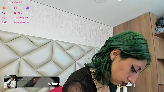 Im gaia online show from 11/14/25, 12:09