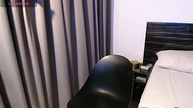 Snapshot of FaustoCock chatting on 03/18/25, 09:34 FaustoCock online show from 03/18/25, 09:34