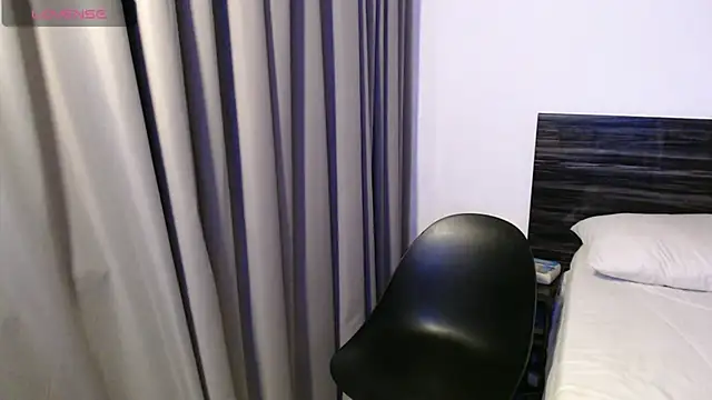 Snapshot of FaustoCock chatting on 03/18/25, 12:39 FaustoCock online show from 03/18/25, 12:39