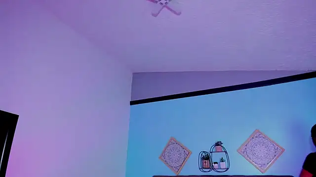 Edelaine rogers online show from 03/25/26, 04:01