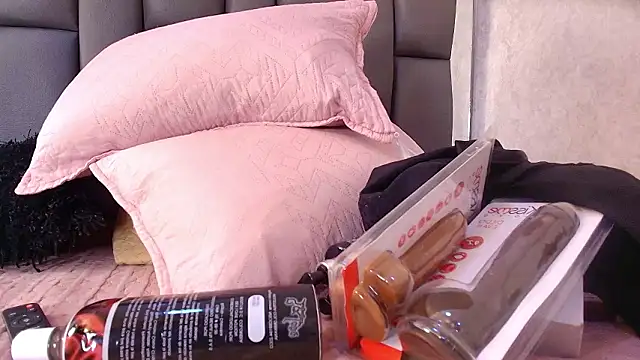 Amy wats0n online show from 03/18/26, 07:15