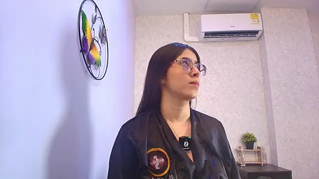 Amy wats0n online show from 12/19/25, 07:05