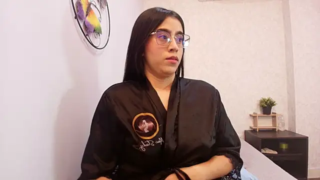 Snapshot of Amy_wats0n chatting on 09/25/25, 07:09 Amy wats0n online show from 09/25/25, 07:09