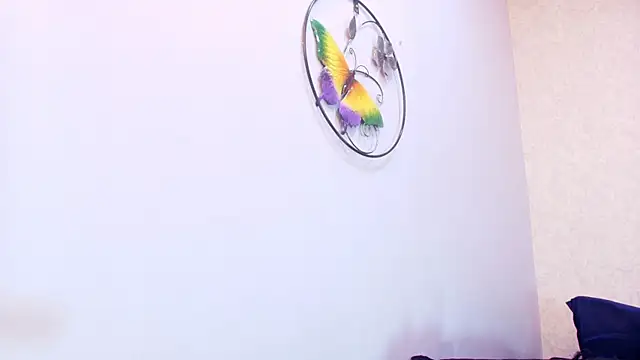 Snapshot of Amy_wats0n chatting on 10/08/25, 07:03 Amy wats0n online show from 10/08/25, 07:03