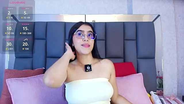 Amy wats0n online show from 04/12/26, 07:06