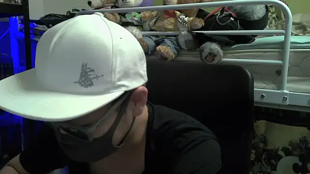 Owl1216 online show from 12/12/24, 12:33