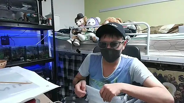 Owl1216 online show from 12/05/24, 12:50