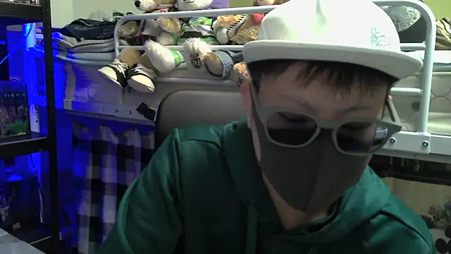 Owl1216 online show from 12/10/24, 12:16