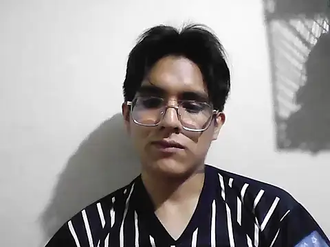 Snapshot of HardDick2 chatting on 03/03/26, 06:31 HardDick2 online show from 03/03/26, 06:31