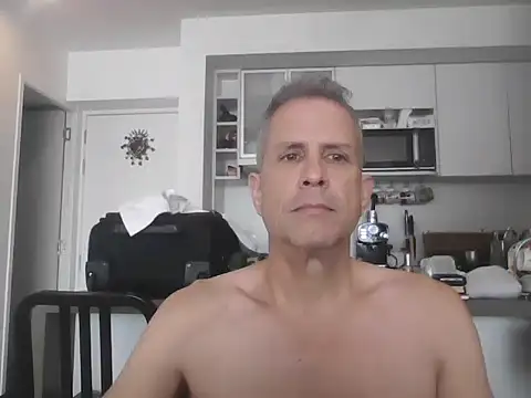 Snapshot of Diegoperrote682661 chatting on 10/17/25, 04:09 Diegoperrote682661 online show from 10/17/25, 04:09