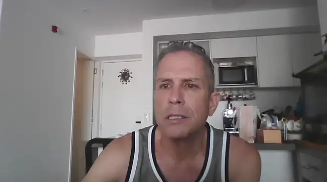 Snapshot of Diegoperrote682661 chatting on 03/17/25, 10:40 Diegoperrote682661 online show from 03/17/25, 10:40