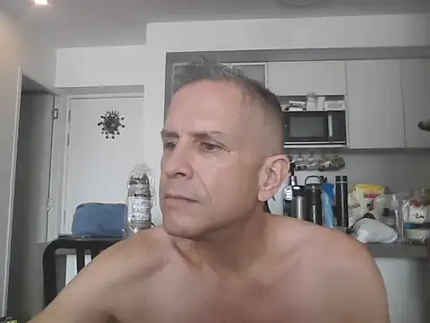 Snapshot of Diegoperrote682661 chatting on 09/18/25, 04:21 Diegoperrote682661 online show from 09/18/25, 04:21