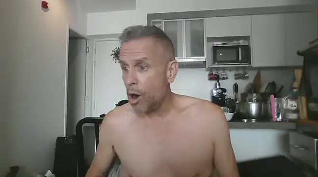 Snapshot of Diegoperrote682661 chatting on 12/17/24, 02:55 Diegoperrote682661 online show from 12/17/24, 02:55