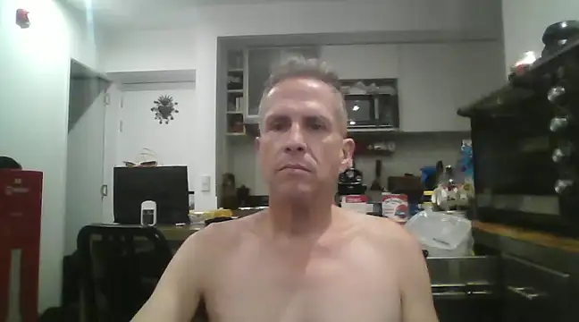 Snapshot of Diegoperrote682661 chatting on 01/14/25, 04:04 Diegoperrote682661 online show from 01/14/25, 04:04