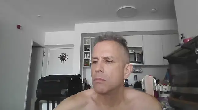 Snapshot of Diegoperrote682661 chatting on 03/05/25, 04:24 Diegoperrote682661 online show from 03/05/25, 04:24