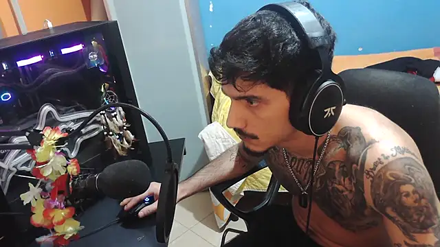 Badboyi1997 online show from 10/23/25, 02:10