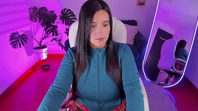 Pamela cheverry online show from 01/12/26, 04:08