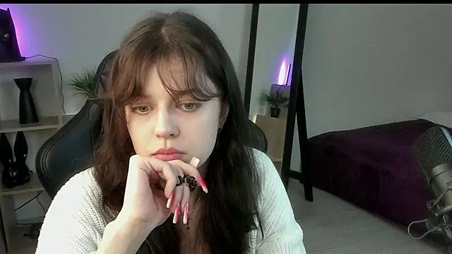 Snapshot of Este_Glen chatting on 02/27/25, 11:28 Este Glen online show from 02/27/25, 11:28