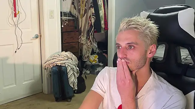 Dylansd online show from 01/02/25, 03:58