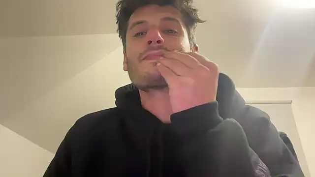 Dylansd online show from 10/31/25, 02:41