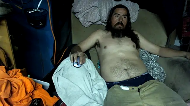 Snapshot of linksjack1010 chatting on 02/17/26, 03:53 linksjack1010 online show from 02/17/26, 03:53