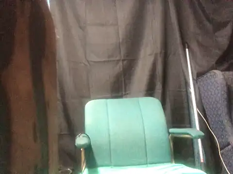 Snapshot of linksjack1010 chatting on 03/17/25, 05:05 linksjack1010 online show from 03/17/25, 05:05