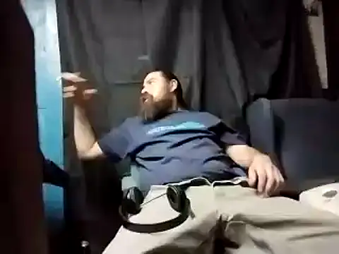 Snapshot of linksjack1010 chatting on 03/08/25, 12:00 linksjack1010 online show from 03/08/25, 12:00