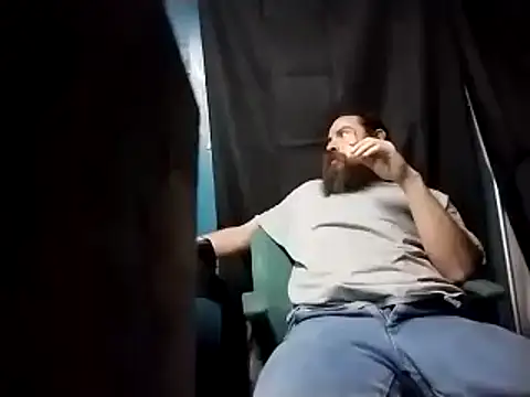 Snapshot of linksjack1010 chatting on 03/12/25, 11:10 linksjack1010 online show from 03/12/25, 11:10