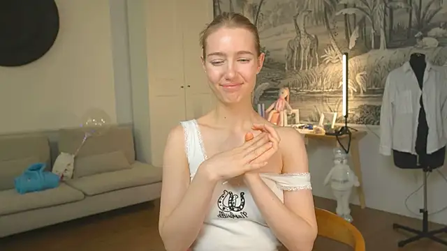 solar bella online show from 01/08/25, 09:42