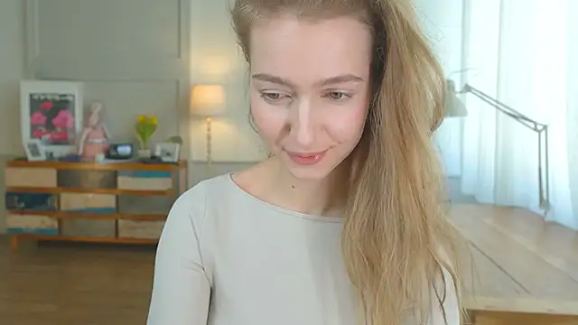 solar bella online show from 02/02/25, 11:07