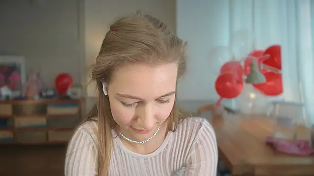 solar bella online show from 02/17/25, 12:49