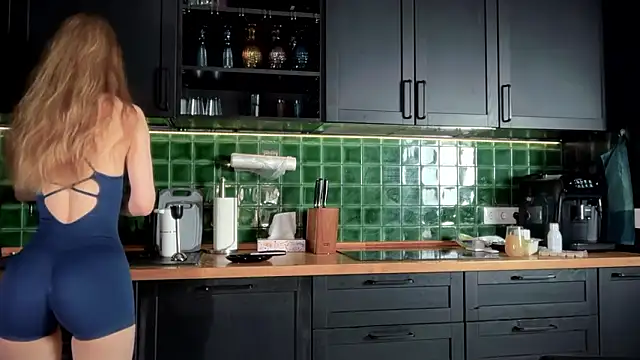 solar bella online show from 02/27/26, 03:07