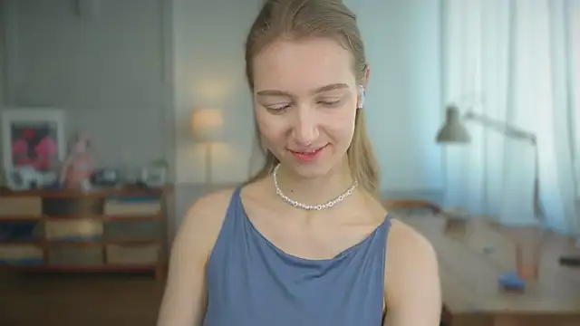 solar bella online show from 02/25/25, 11:10