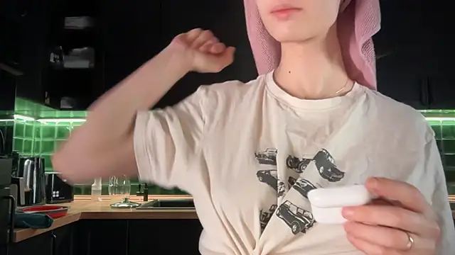 solar bella online show from 02/08/26, 04:21