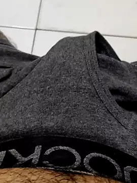 themostnaughtiestguyy online show from 09/28/25, 08:32