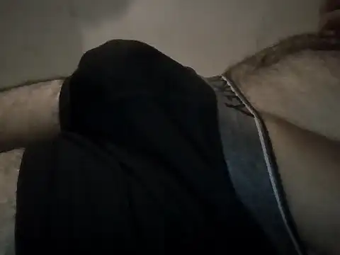 themostnaughtiestguyy online show from 04/17/26, 09:50