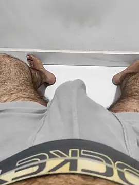 themostnaughtiestguyy online show from 09/25/25, 06:14