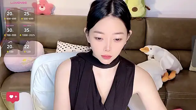 Snapshot of Yilin1999 chatting on 03/10/25, 03:20 Yilin1999 online show from 03/10/25, 03:20