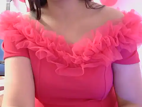 Snapshot of diva-22 chatting on 02/04/25, 02:32 diva-22 online show from 02/04/25, 02:32