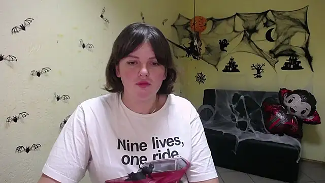 StaceyLex online show from 10/24/25, 05:39