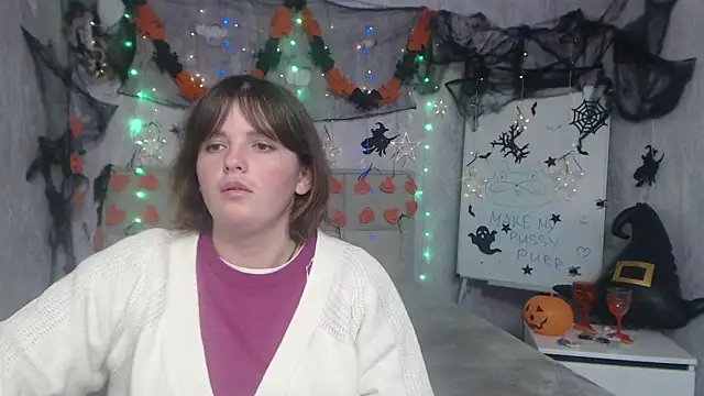 StaceyLex online show from 10/28/25, 06:34