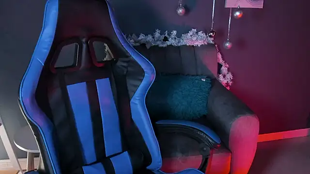 Cami  Smiith online show from 12/06/24, 06:20