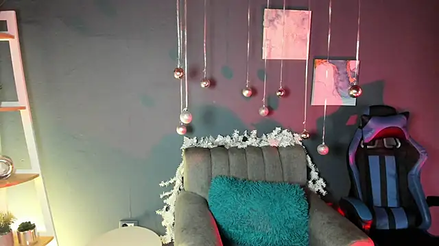 Cami  Smiith online show from 12/11/24, 11:19