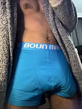 pxrnsenpaii online show from 11/12/25, 03:21