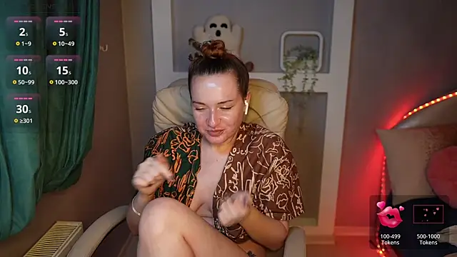 LisaElfy online show from 11/25/25, 02:28