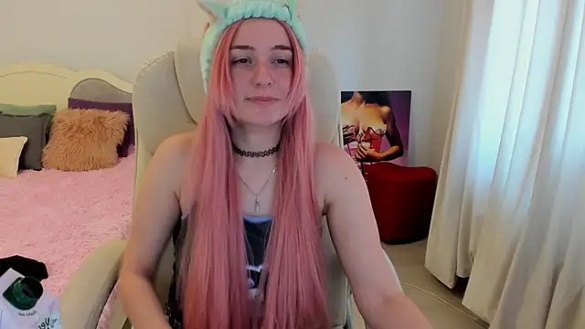Snapshot of LisaElfy chatting on 02/12/25, 07:23 LisaElfy online show from 02/12/25, 07:23